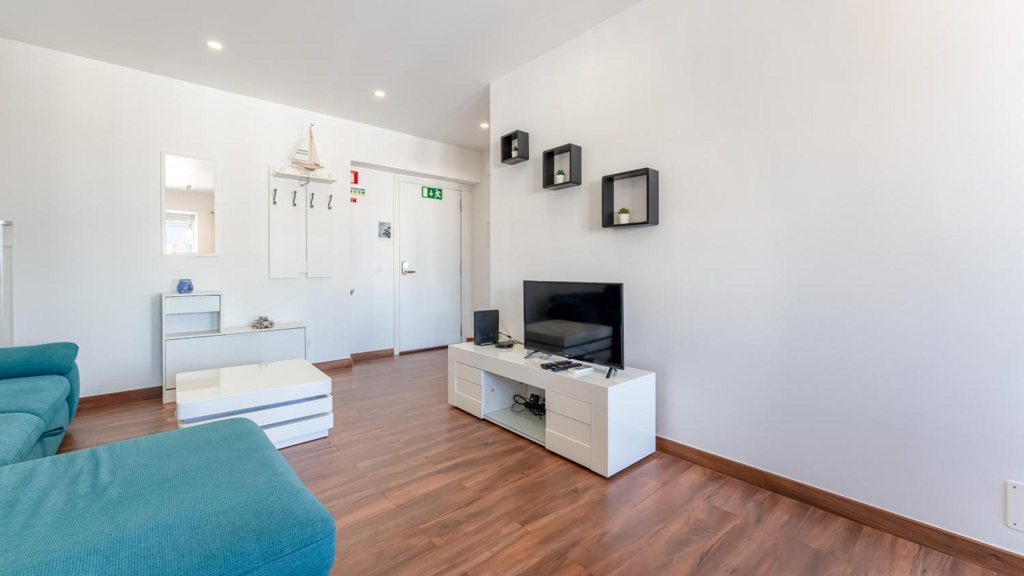 Serene Blue 1 Bdr Flat With Balcony By Lovelystay Apartamento Portimão